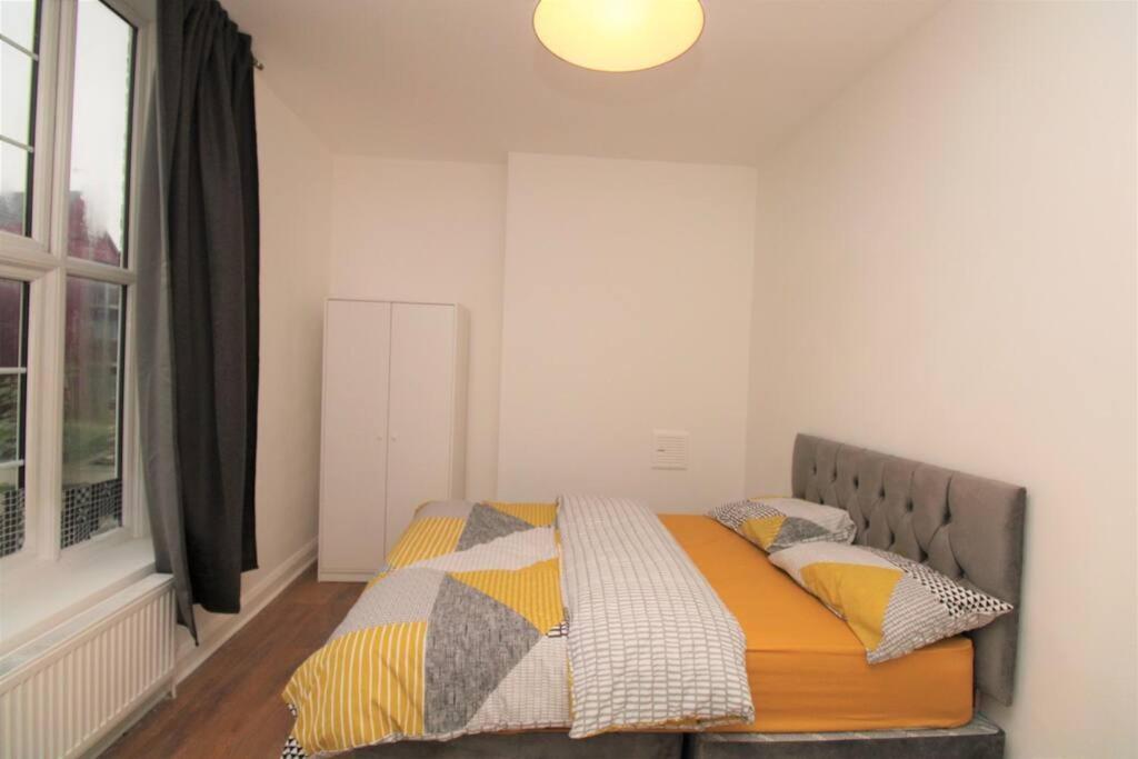 Ideal 2 Bed Flat Close To City Lägenhet London Exteriör bild